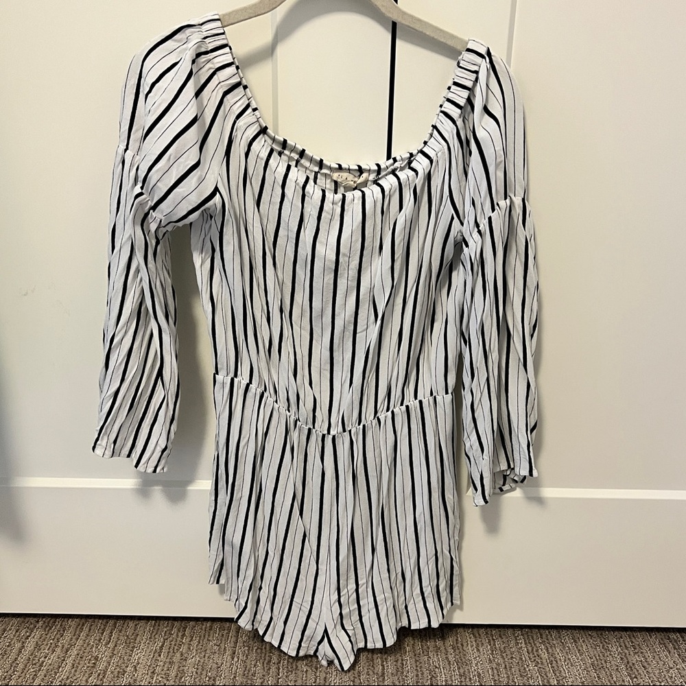 Off shoulder romper